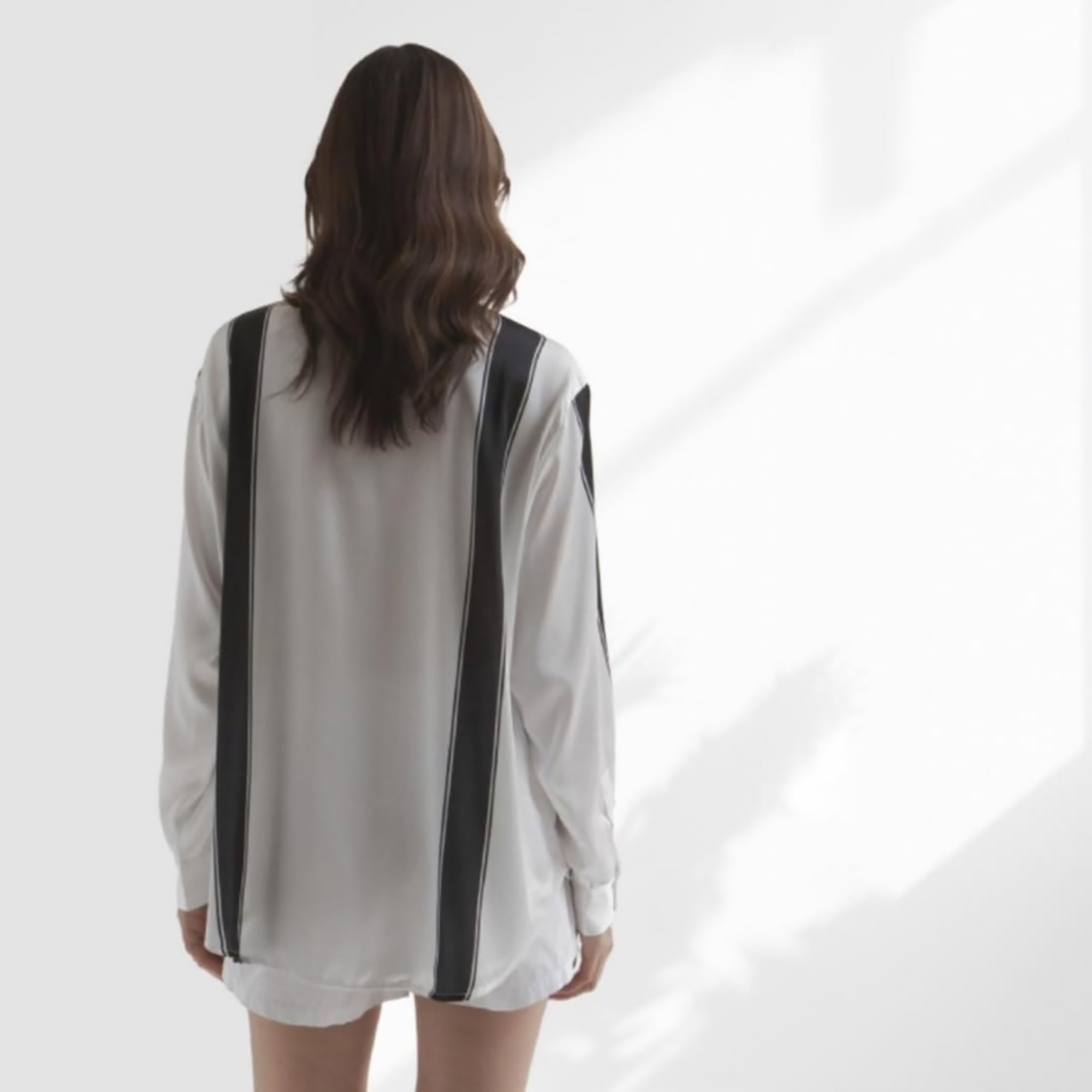 NISΩ BLS01BL BLOUSE